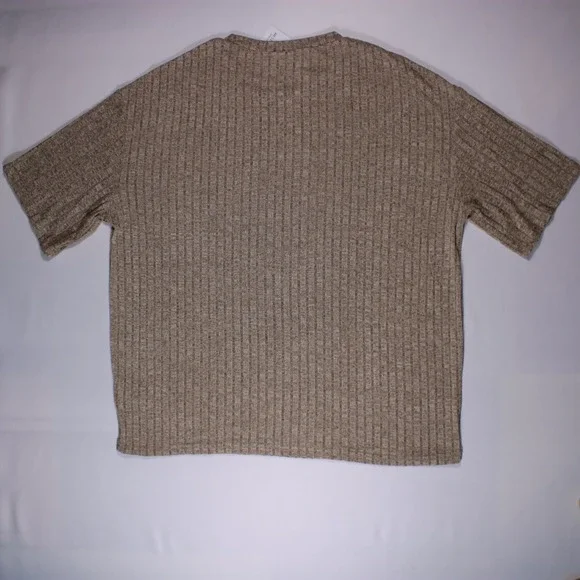 BestShow Shirts Womens L Beige Knit Soft Stretch Casual Shirt Fits24.25x28.5 NEW - Picture 3 of 8